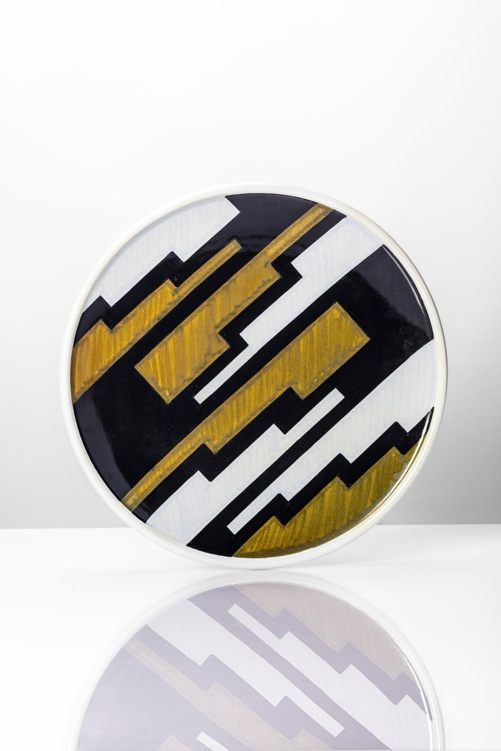Nicola Carrino comparable auction result: nicola carrino taranto 1932 roma 2018 homage to deruta majolica 1979
