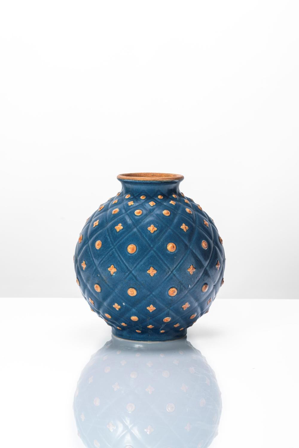 Giovanni Gariboldi comparable auction result: giovanni gariboldi 1908 1971 spherical vase 1940 circa