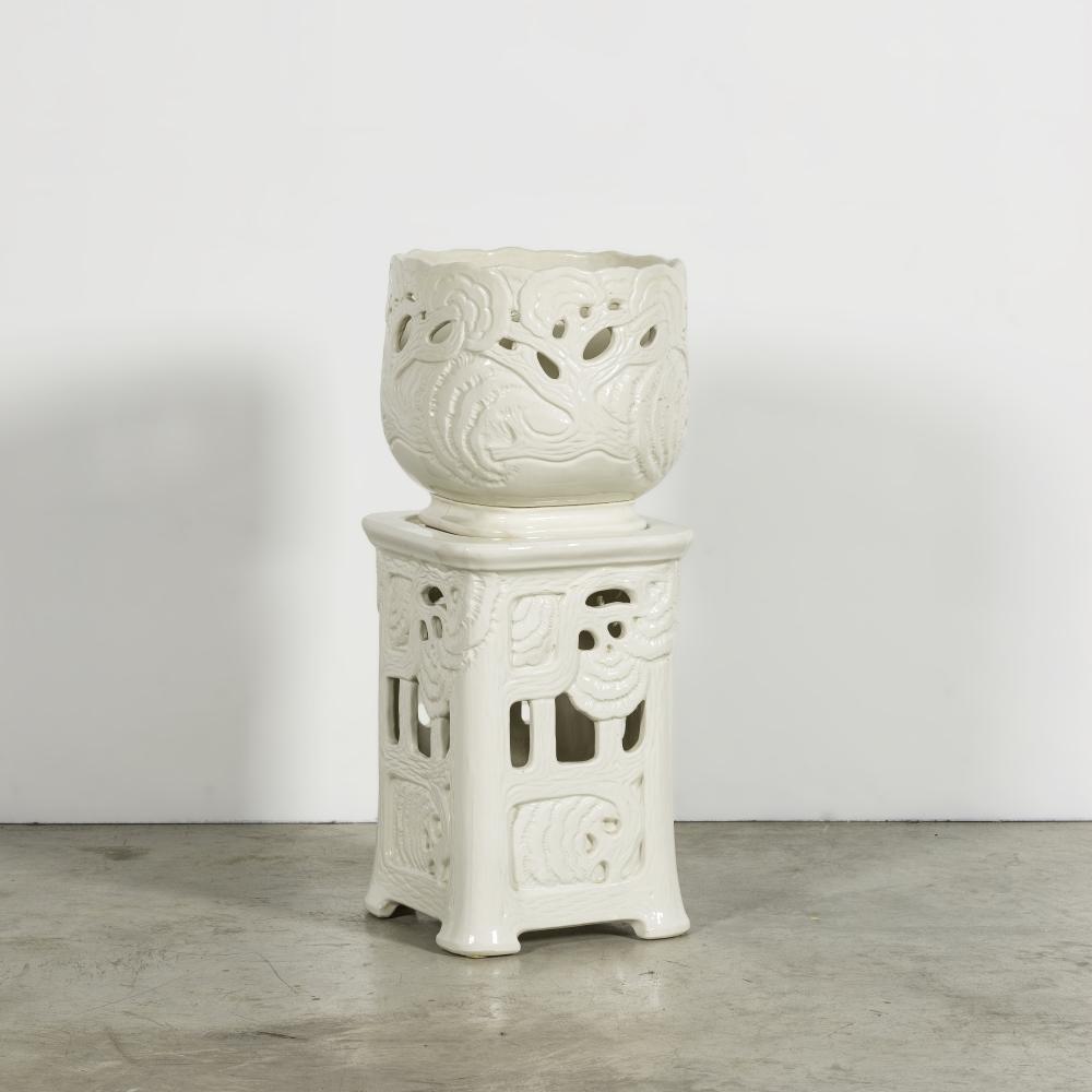 alf wallander 1862 1914 complet compos d un cache pot et d une sellette · Bonhams · 2025-10-02 Alf Wallander comparable auction result: alf wallander 1862 1914 complet compos d un cache pot et d une sellette