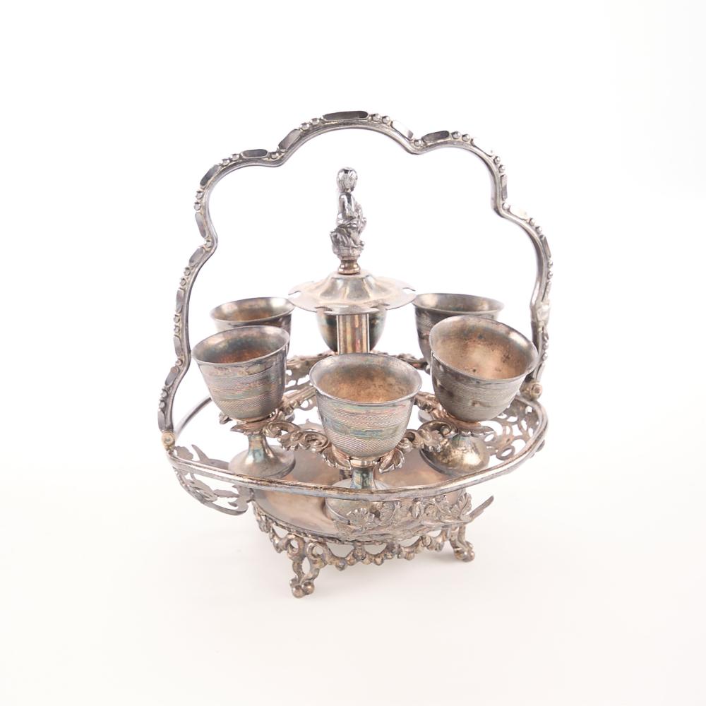 Roswell Gleason comparable auction result: roswell gleason sons silverplate egg cruet