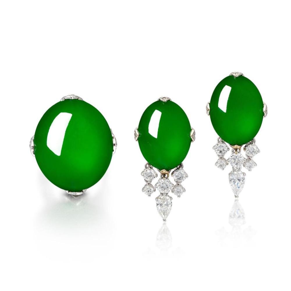 Jadeite And Diamond Demi-Parure | 天然翡翠 配 鑽石 戒指 及 耳環套裝 comparable sale