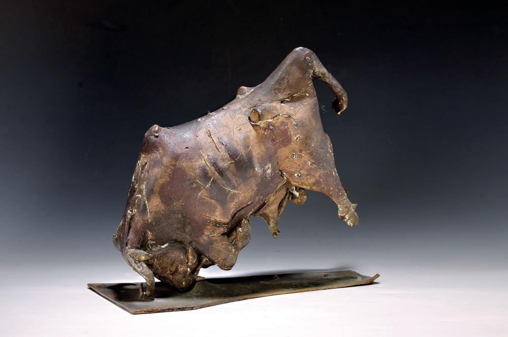 Thomas Duttenhoefer comparable auction result: thomas duttenh fer born 1950 falling bull bronze