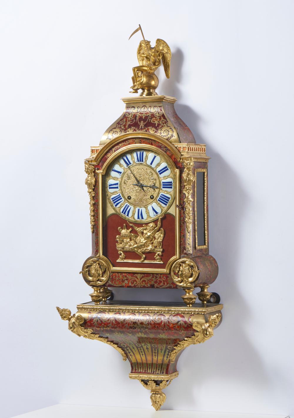 MANIFATTURA FRANCESE DEL XVIII-XIX SECOLO - A tortoiseshell veneered wall clock, architectural layout with gilded bronze and metal decorations, case surmounted by the Allegory of Time, dial with enameled Roman numerals. sold by Capitolium Art, lot 150 — auction record photograph