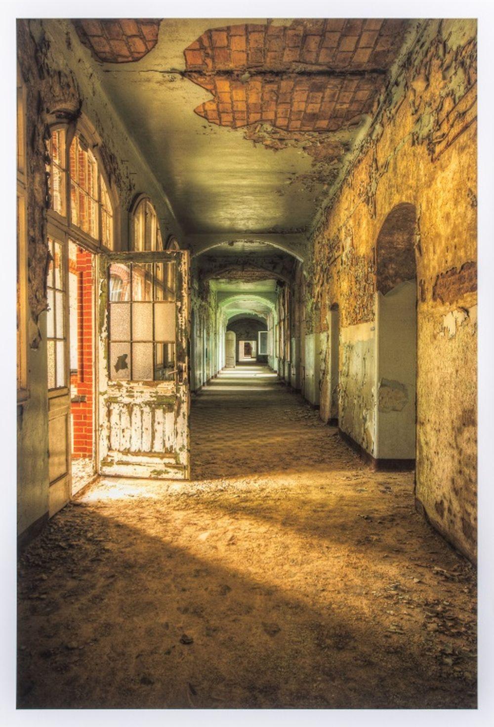 raymond ciborowski as we decay digital print · Auctions at Showplace · 2025-11-13 Raymond Ciborowski comparable auction result: raymond ciborowski as we decay digital print