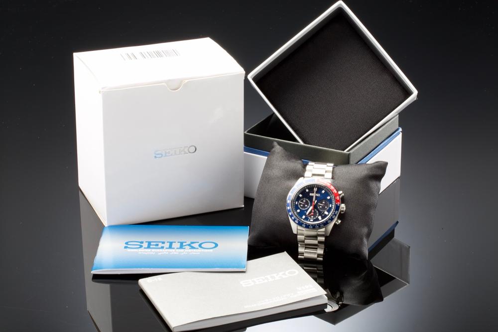 Seiko Prospex Speedtimer Solar Chronograph "Pepsi" SBDL097 / SSC913 - New Old Stock, Full Set V192-0AH0 Watch in Original Box sold by Ace Of Estates, lot 989312 — auction record photograph