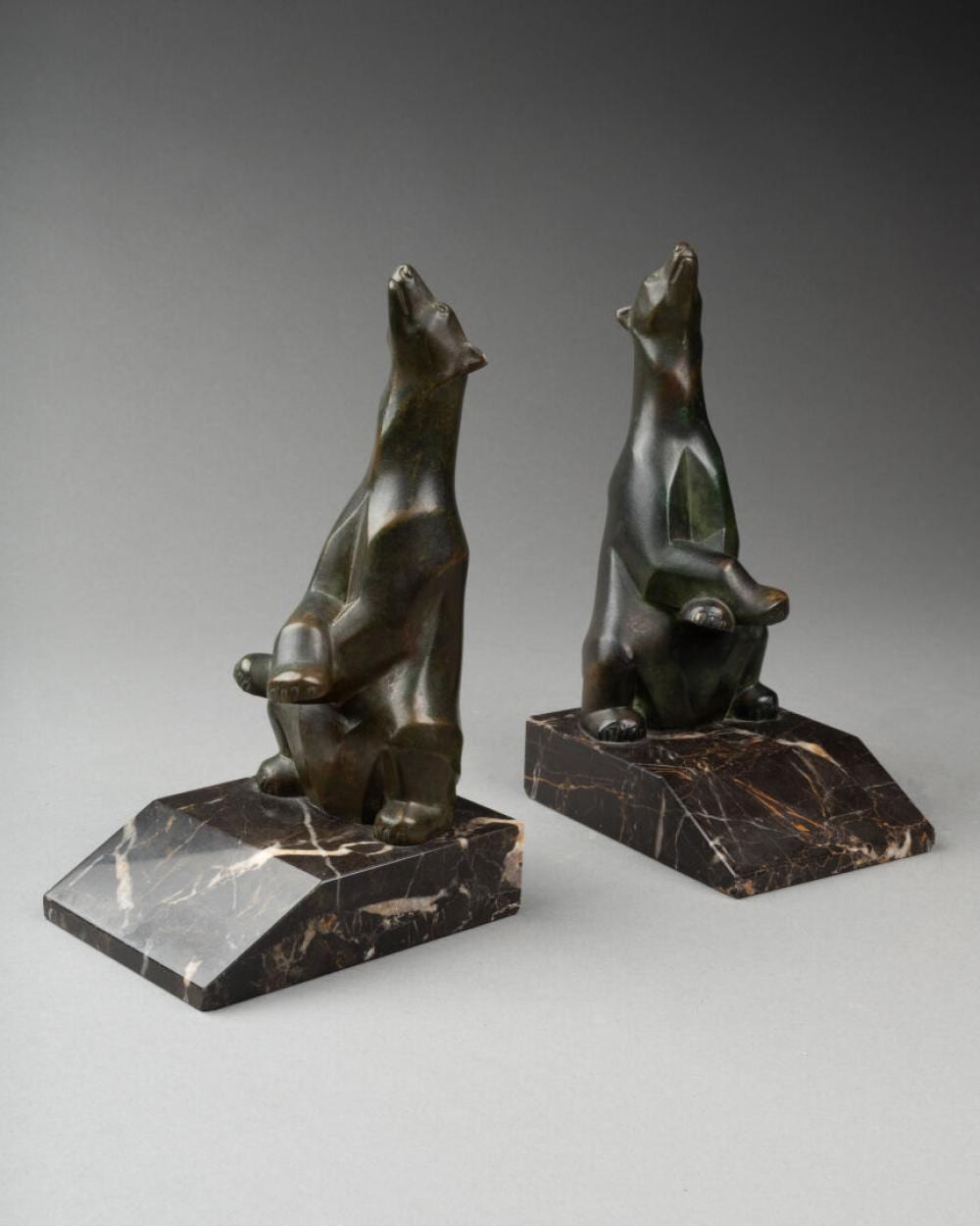 Georgij Dmitrievic Lavrov comparable auction result: georges lavroff 1895 1991 sculpteur marcel guillard 1896 1932 diteur