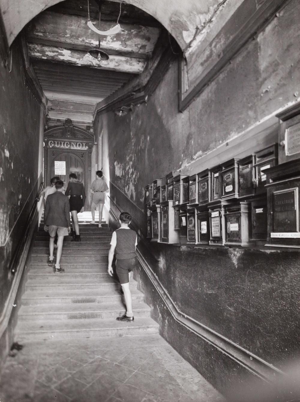 robert doisneau 1912 1994 · OstLicht Auctions · 2025-11-21 Robert Doisneau comparable auction result: robert doisneau 1912 1994