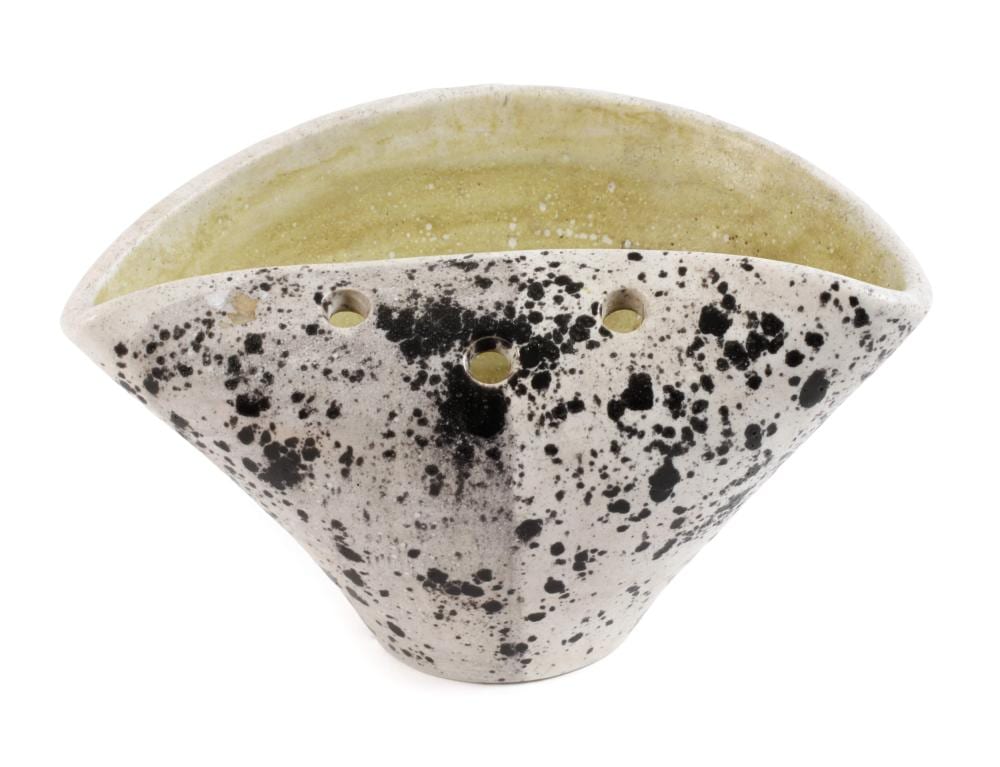 mado jolain vase coup mouvement e · Auktionshaus Mehlis GmbH · 2025-11-21 Mado Jolain comparable auction result: mado jolain vase coup mouvement e