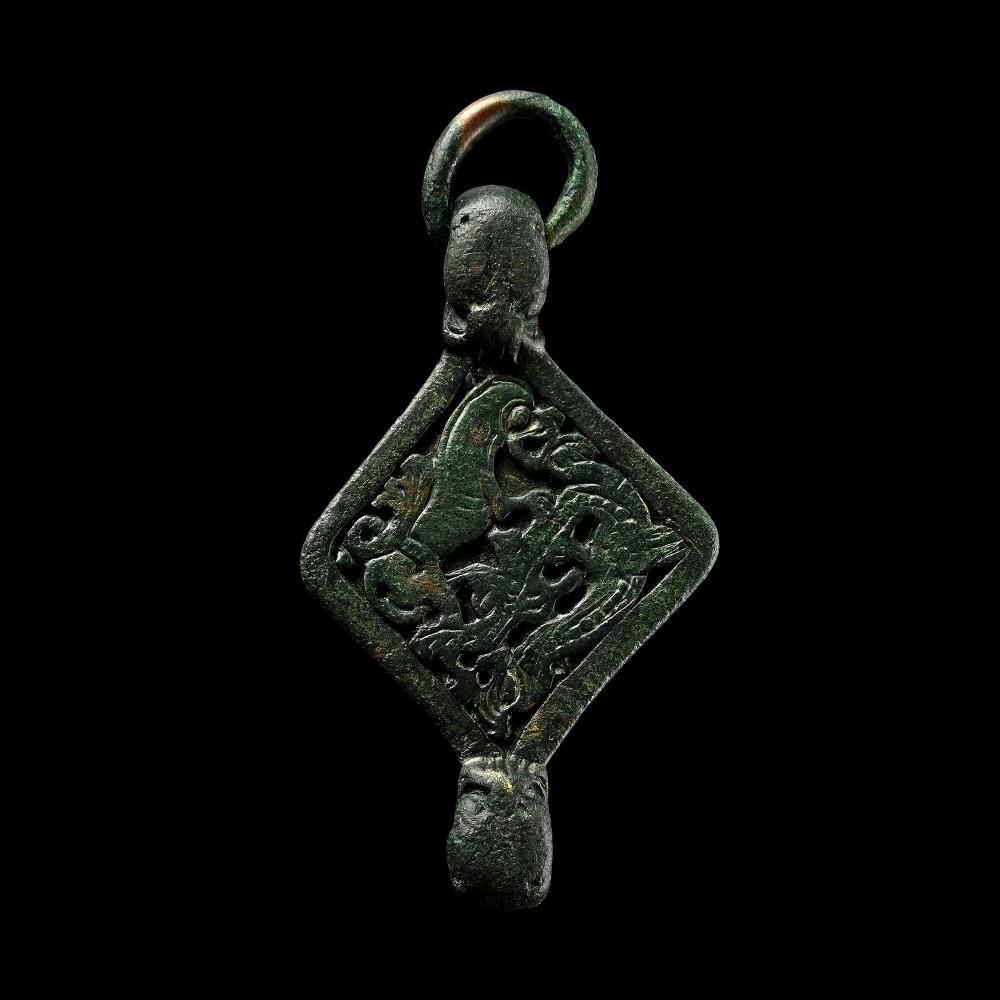 VERY LARGE ANGLO-SCANDINAVIAN VIKING BRONZE HORSE HARNESS LINK sold by TimeLine Auctions, lot 333 — auction record photograph