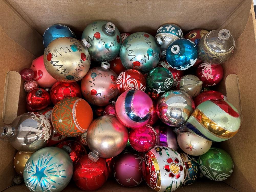 Over 100 Vintage Glass Round Christmas Ornaments sold by Dana J. Tharp Auctions, lot 527 — auction record photograph