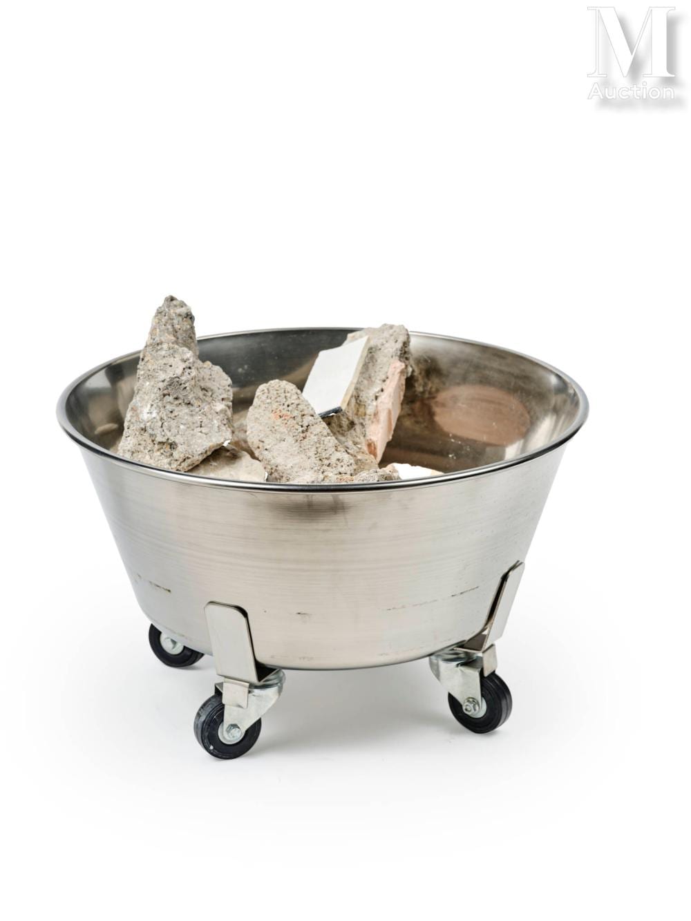 Jean-Pierre Raynaud comparable auction result: jean pierre raynaud n en 1939 containers la maison 1993