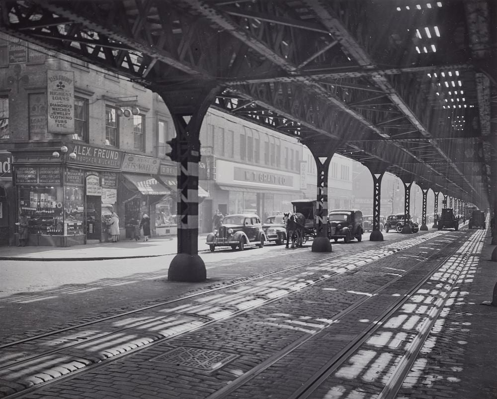 Todd Webb comparable auction result: todd webb third avenue new york 1946