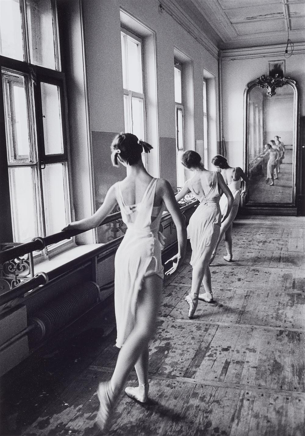 Cornell Capa comparable auction result: cornell capa bolshoi ballet school moskow 1958