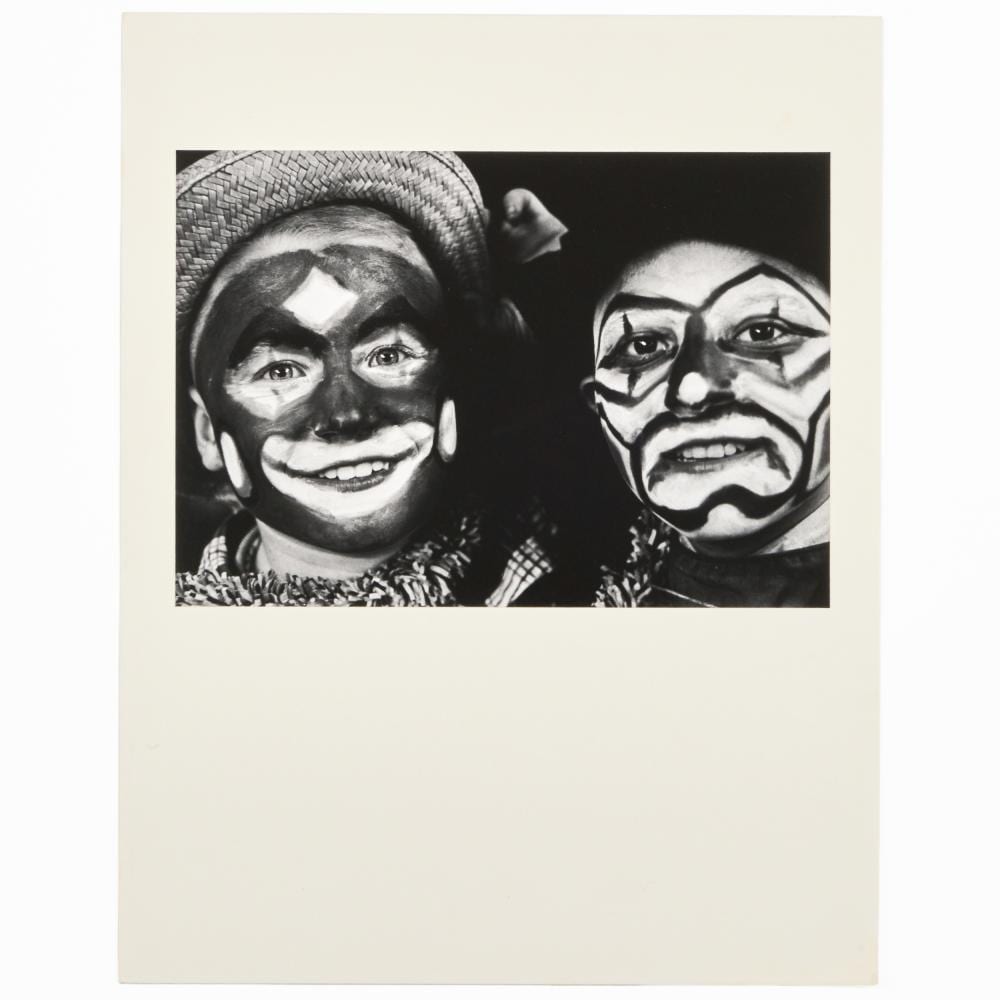 yasuhiro ishimoto 1921 2012 clowns · STAIR · 2025-11-19 Yasuhiro Ishimoto comparable auction result: yasuhiro ishimoto 1921 2012 clowns
