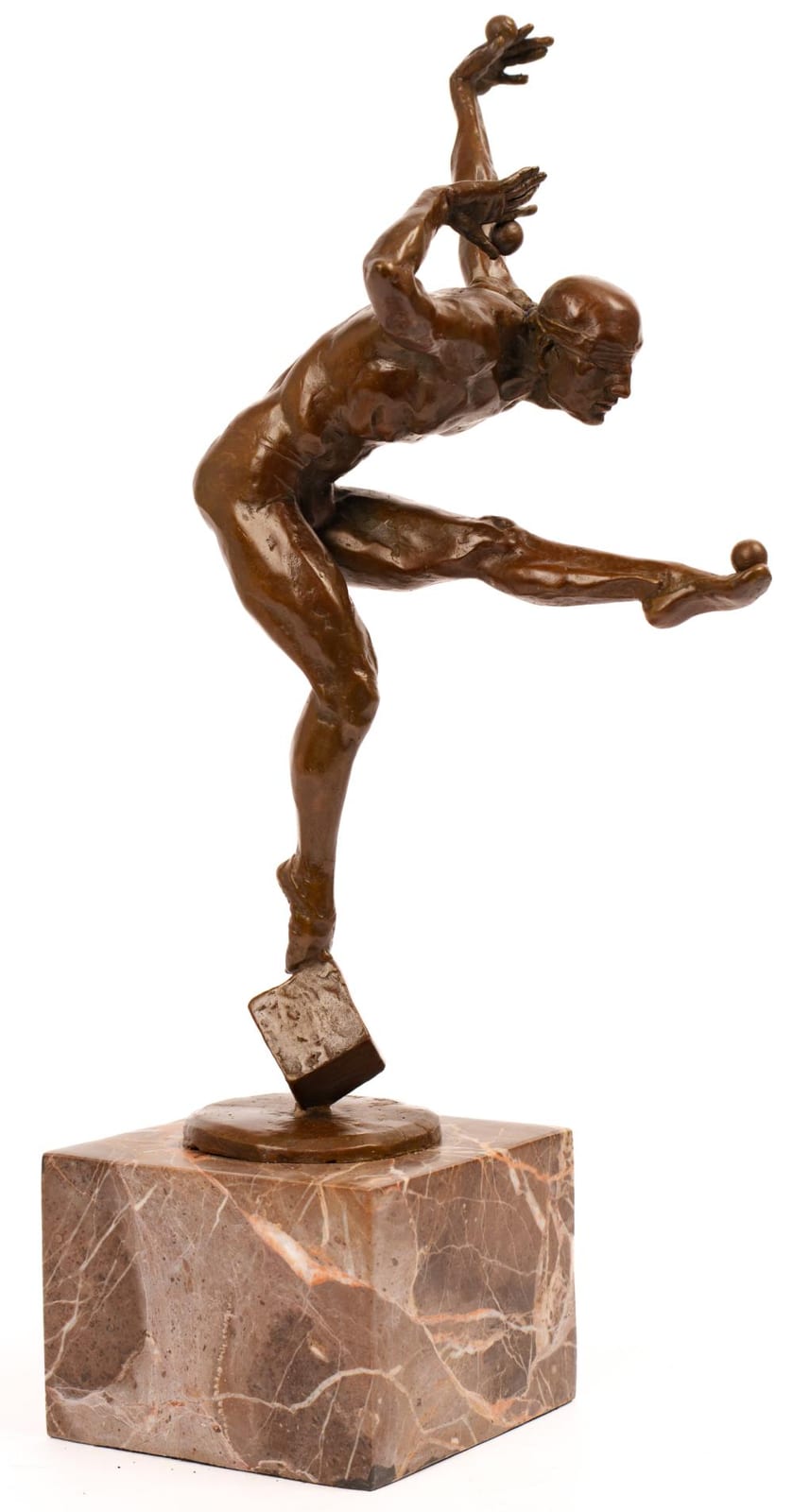 Aldo Vitaleh comparable auction result: aldo vitaleh sculpture of a juggler