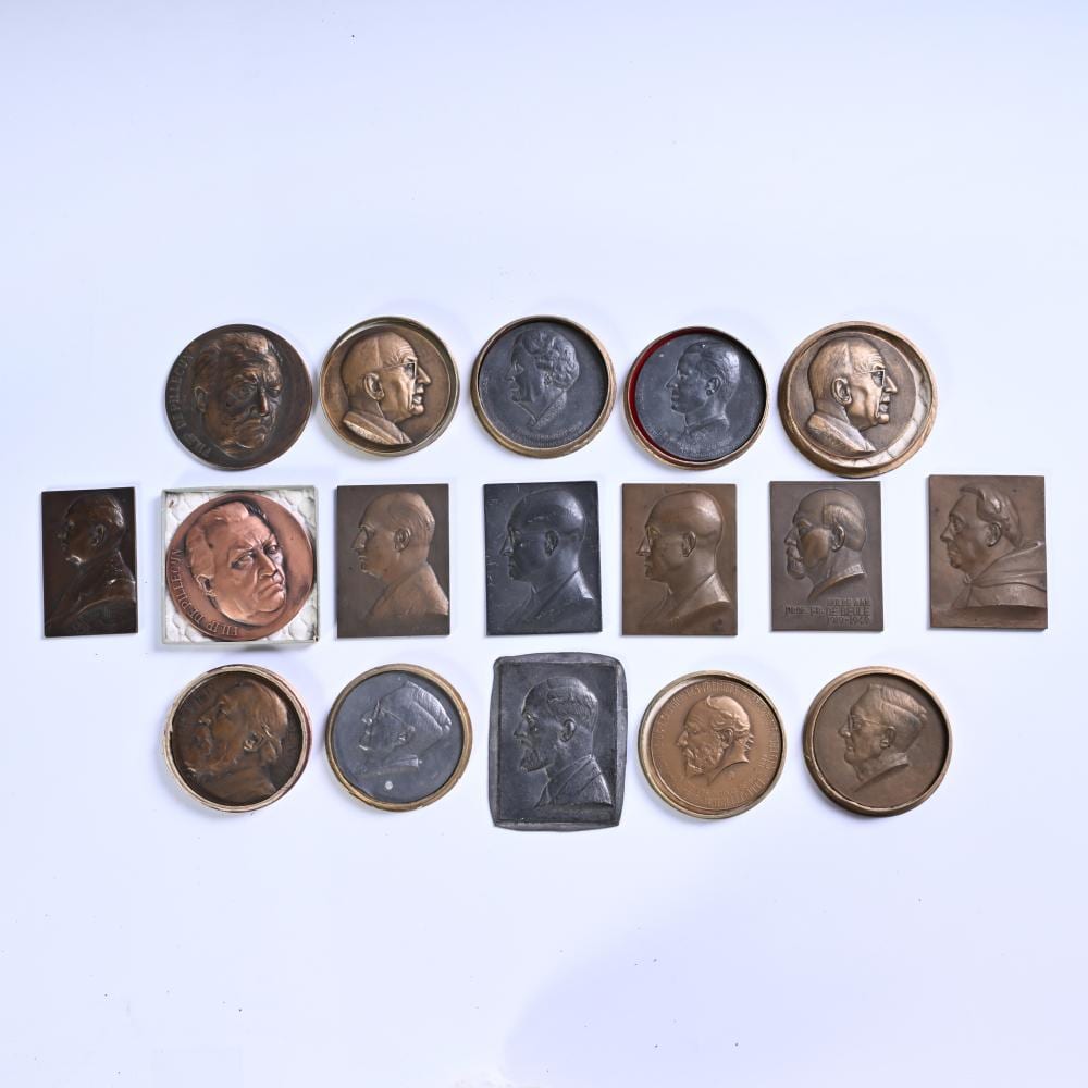 Gustaaf van den Meersche comparable auction result: gustave van den meersche 1891 1970 various medals with portraits of prof frans de beule jacques wiener filip de pillecijn signed