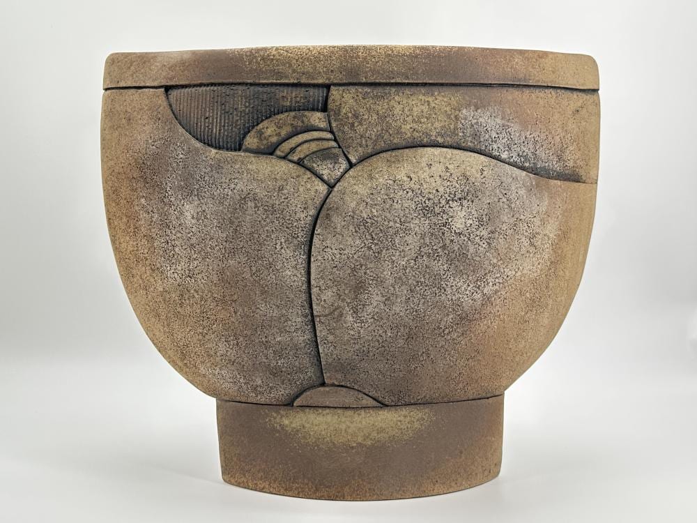 antoine de vinck 1924 1992 vase de sol gr s d cor grav monogramm ht 45 cm largeur 50 cm · MJV Soudant · 2025-11-23 Antoine de Vinck comparable auction result: antoine de vinck 1924 1992 vase de sol gr s d cor grav monogramm ht 45 cm largeur 50 cm