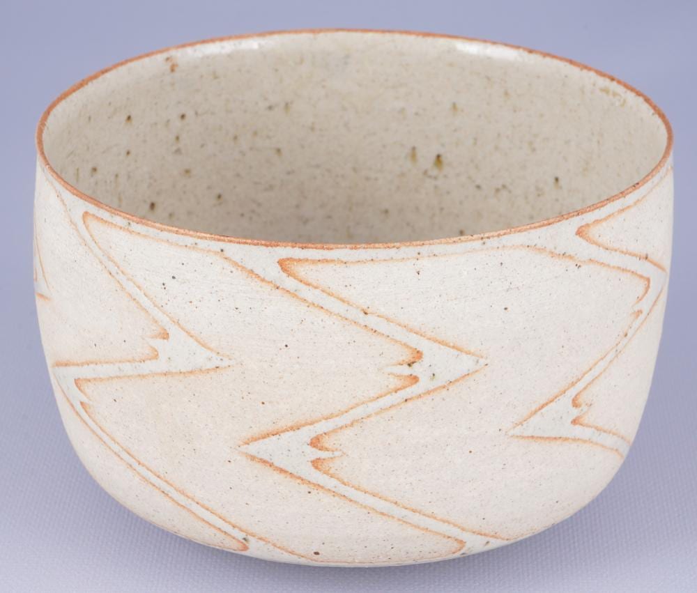 Alev Siesbye comparable auction result: alev eb zziya siesbye 1938 bowl 1976