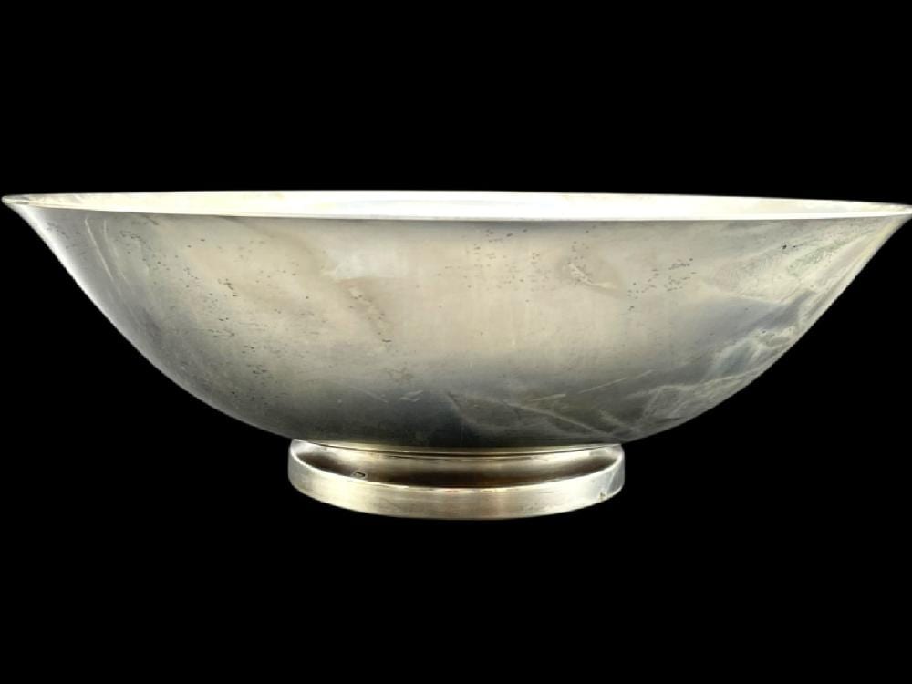 George Watts comparable auction result: george watts son sterling centerpiece bowl 930g
