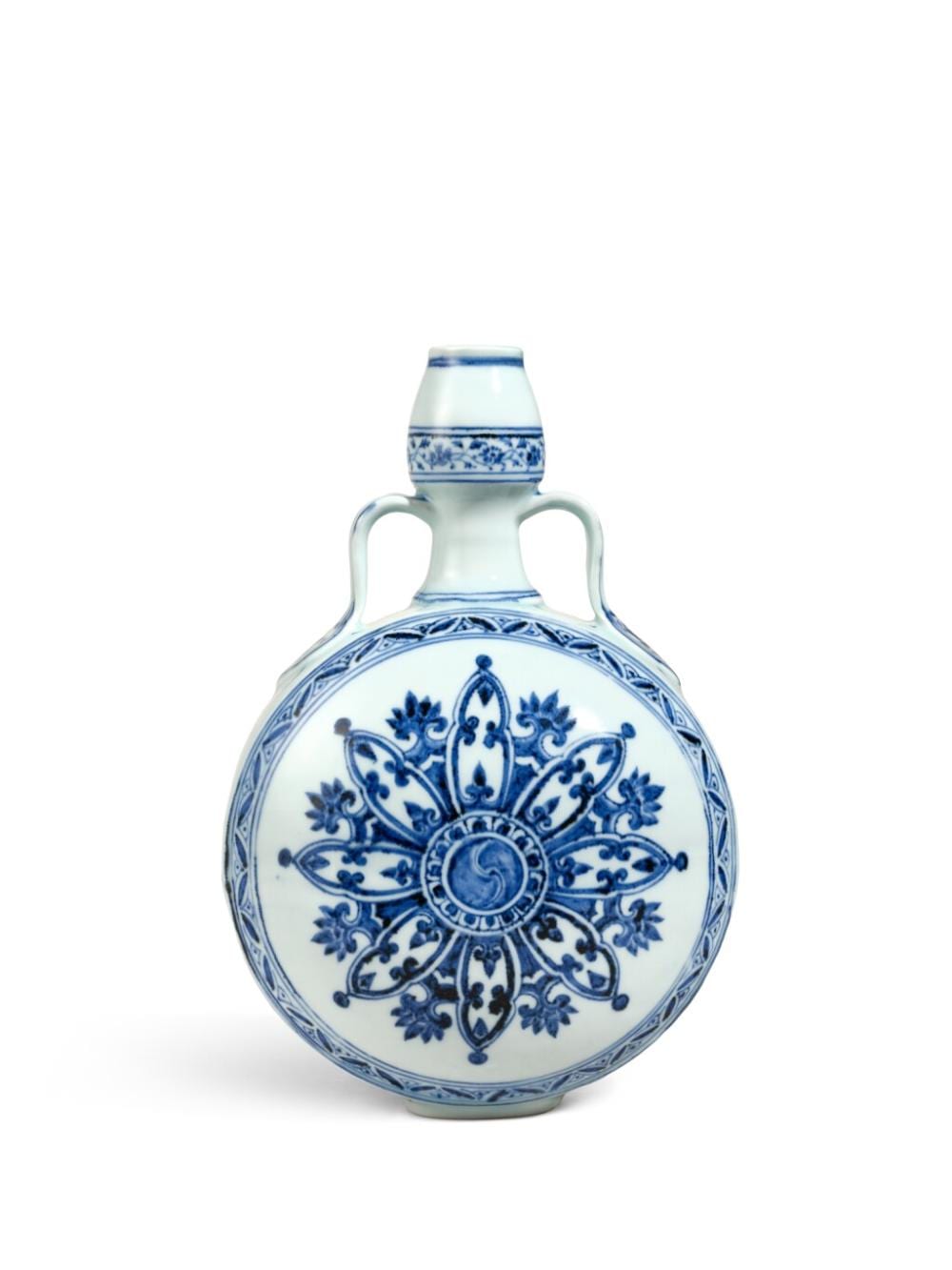 A fine and rare blue and white 'rosette' moon flask, Ming dynasty, Yongle period | 明永樂　青花輪花綬帶葫蘆扁瓶 comparable sale