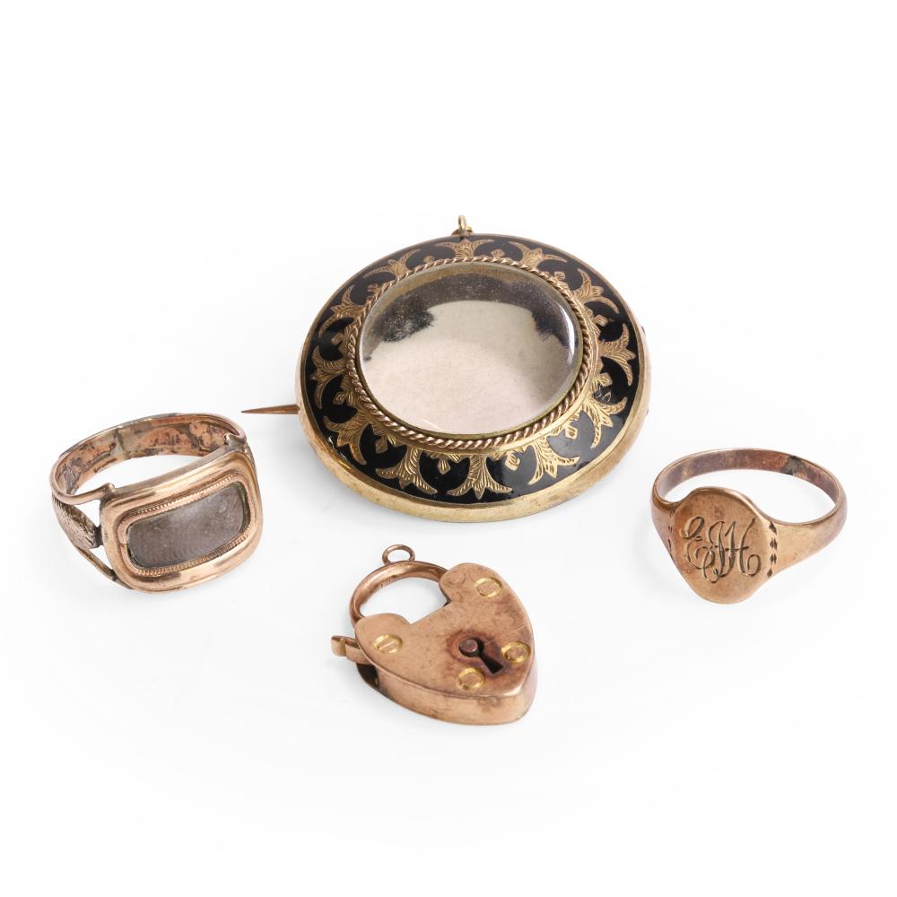A small collection of 19th century and early 20th century jewellery, sold by Sworders, lot 1197 — auction record photograph