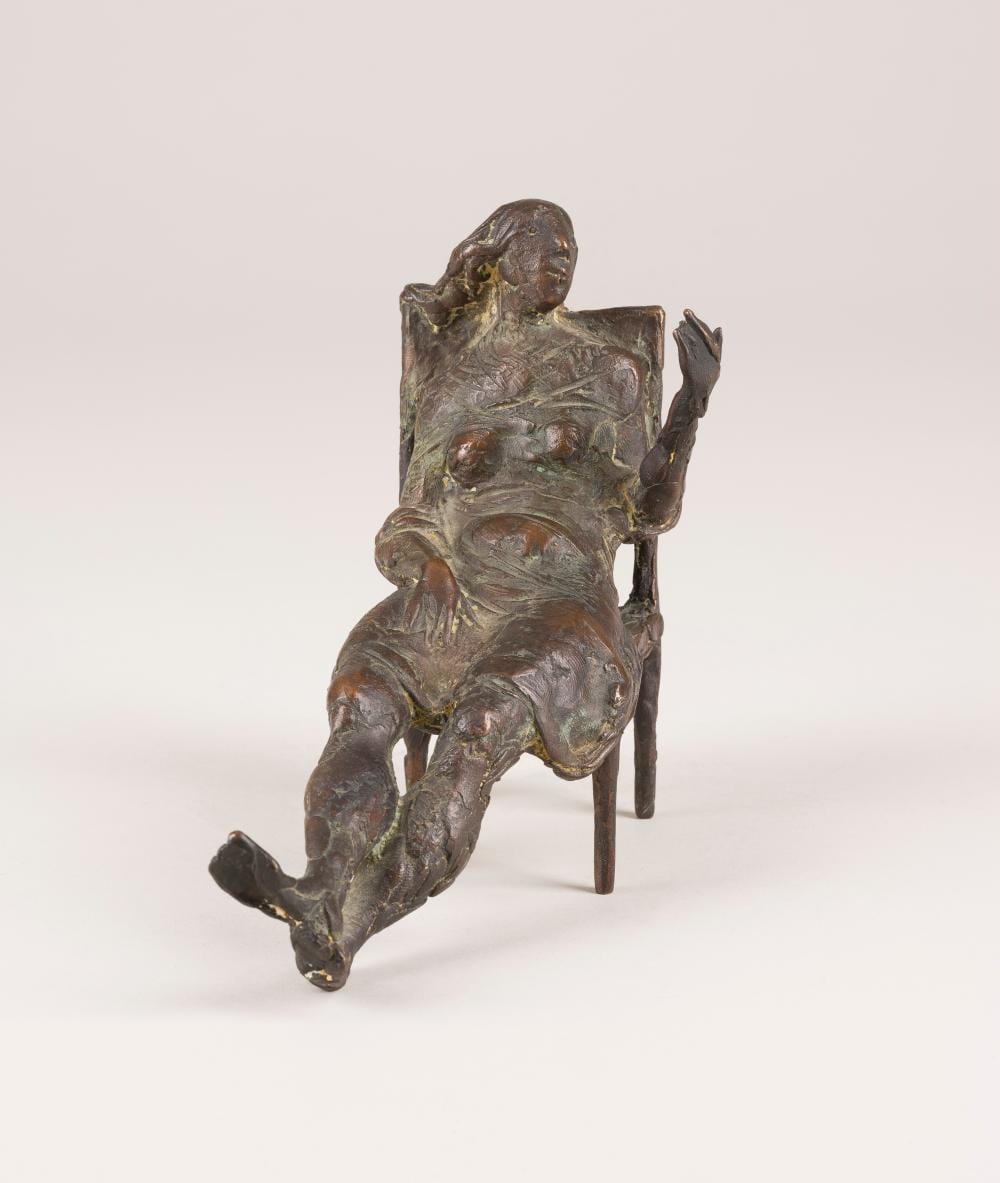 Karl Ulrich Nuss comparable auction result: karl ulrich nuss sitzende frauenfigur