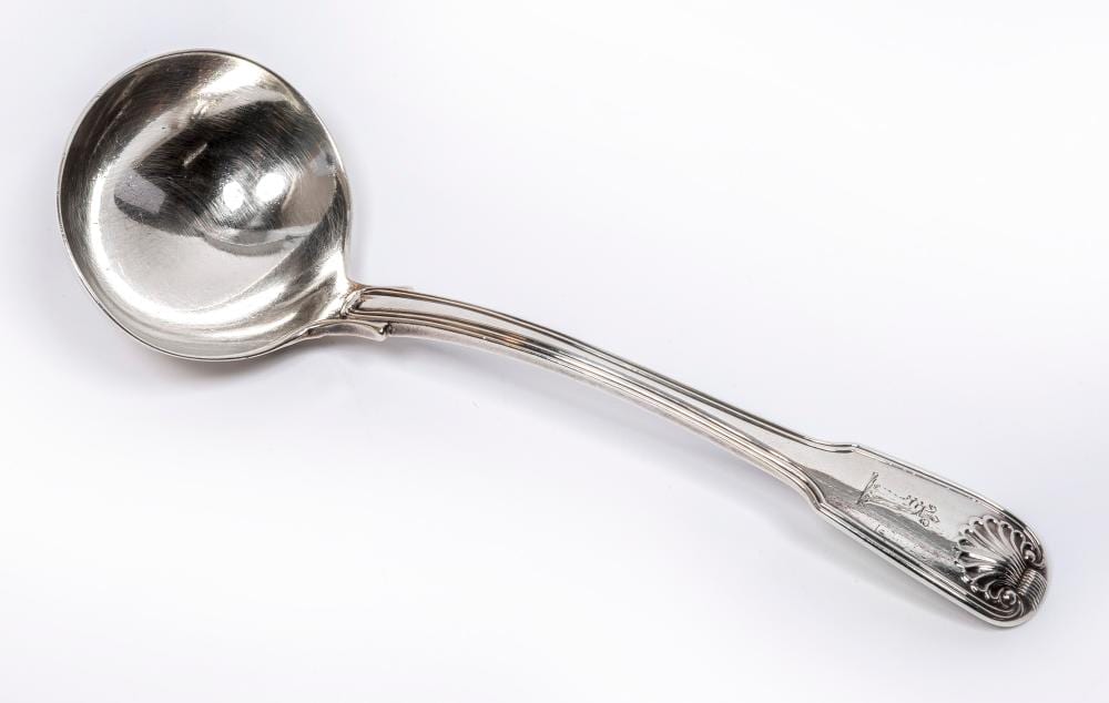 A sterling silver, fiddle thread and shell pattern sauce ladle London, 1826 and maker Morris & Michael Emanuel L 17,8 cm sold by For-Auction, lot 89 — auction record photograph