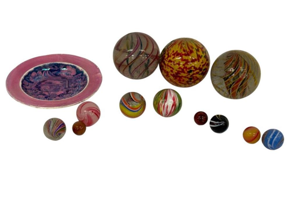 Group of Vintage Marbles sold by Schultz Auctioneers, lot 1030 — auction record photograph