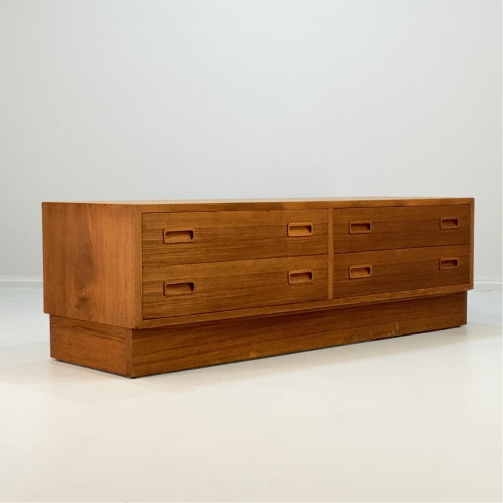 Carlo Jensen comparable auction result: carlo jensen danish teak low chest of drawers oiled teak 1380mm l x 430mm d x 430mm h