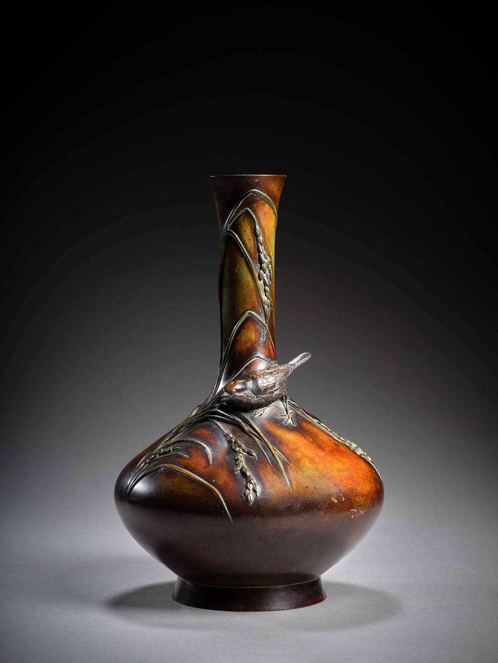 VASE EN BRONZE, Japon, époque Meiji (1868-1912) sold by Artcurial, lot 21 — auction record photograph