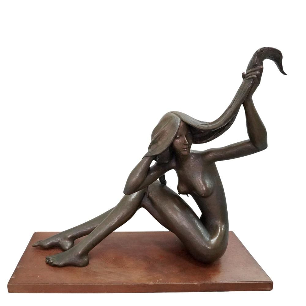 Sergio Capellini comparable auction result: sergio capellini italian b 1942 bronze female nude study sculpture