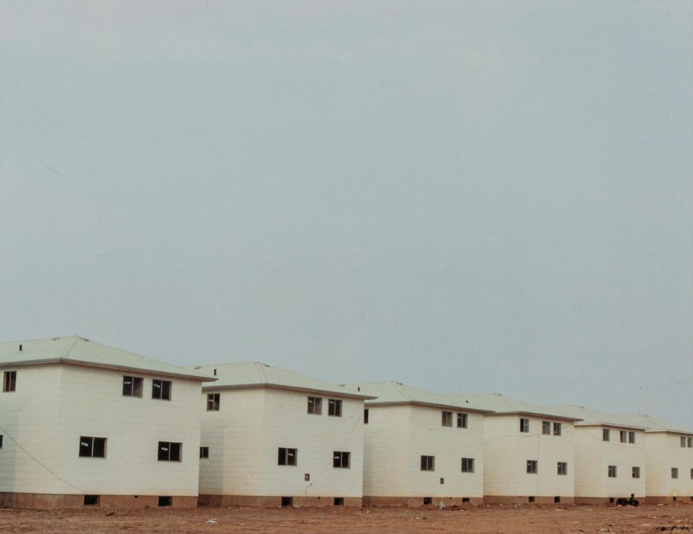 Dan Graham comparable auction result: dan graham 1942 2022 homes of america dal portfolio pubblicato da griffelkunst vereiningung hamburg 1989