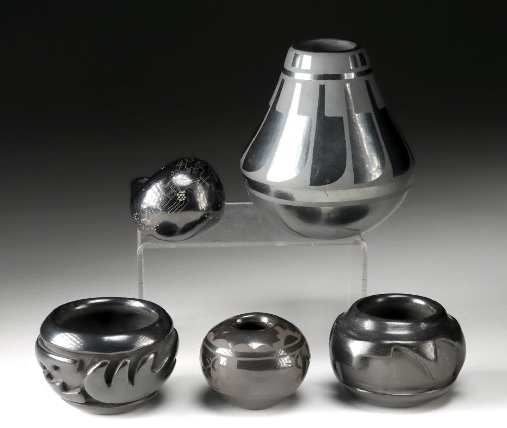 Five Pueblo Jars - Blue Corn, T. Naranjo, C. Tafoya sold by Artemis Fine Arts, lot 128 — auction record photograph