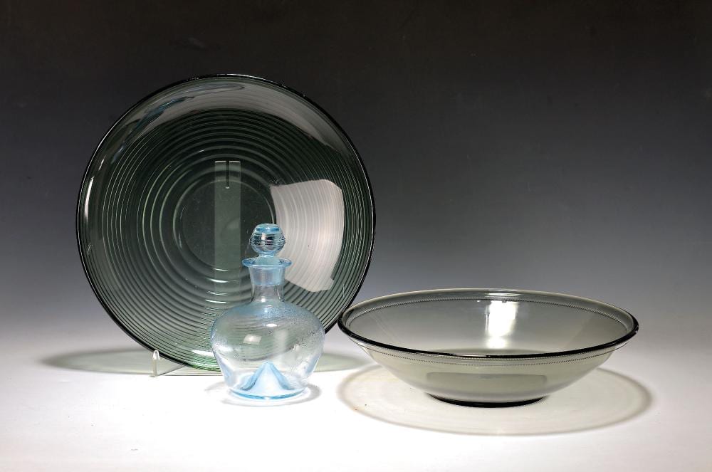 2 large bowls and a decanter designed by wilhelm · Henry's Auktionshaus · 2026-01-31 Wilhelm Viktor Krausz comparable auction result: 2 large bowls and a decanter designed by wilhelm