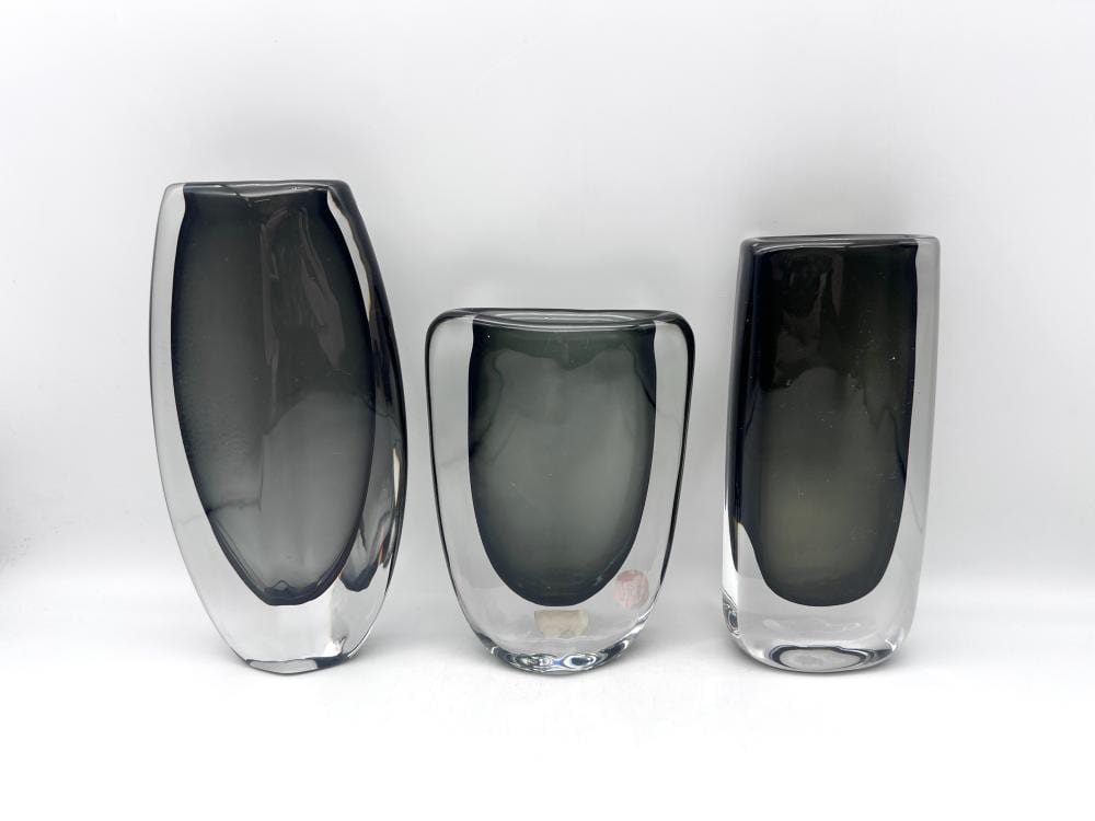 Nils Landberg comparable auction result: trio of swedish orrefors dusk series vases designed by nils landberg