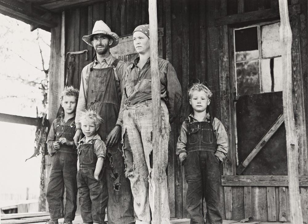 john vachon ozark mountain farmer and family missouri may 1940 printed 1950s · Swann Auction Galleries · 2026-01-29 John Vachon comparable auction result: john vachon ozark mountain farmer and family missouri may 1940 printed 1950s