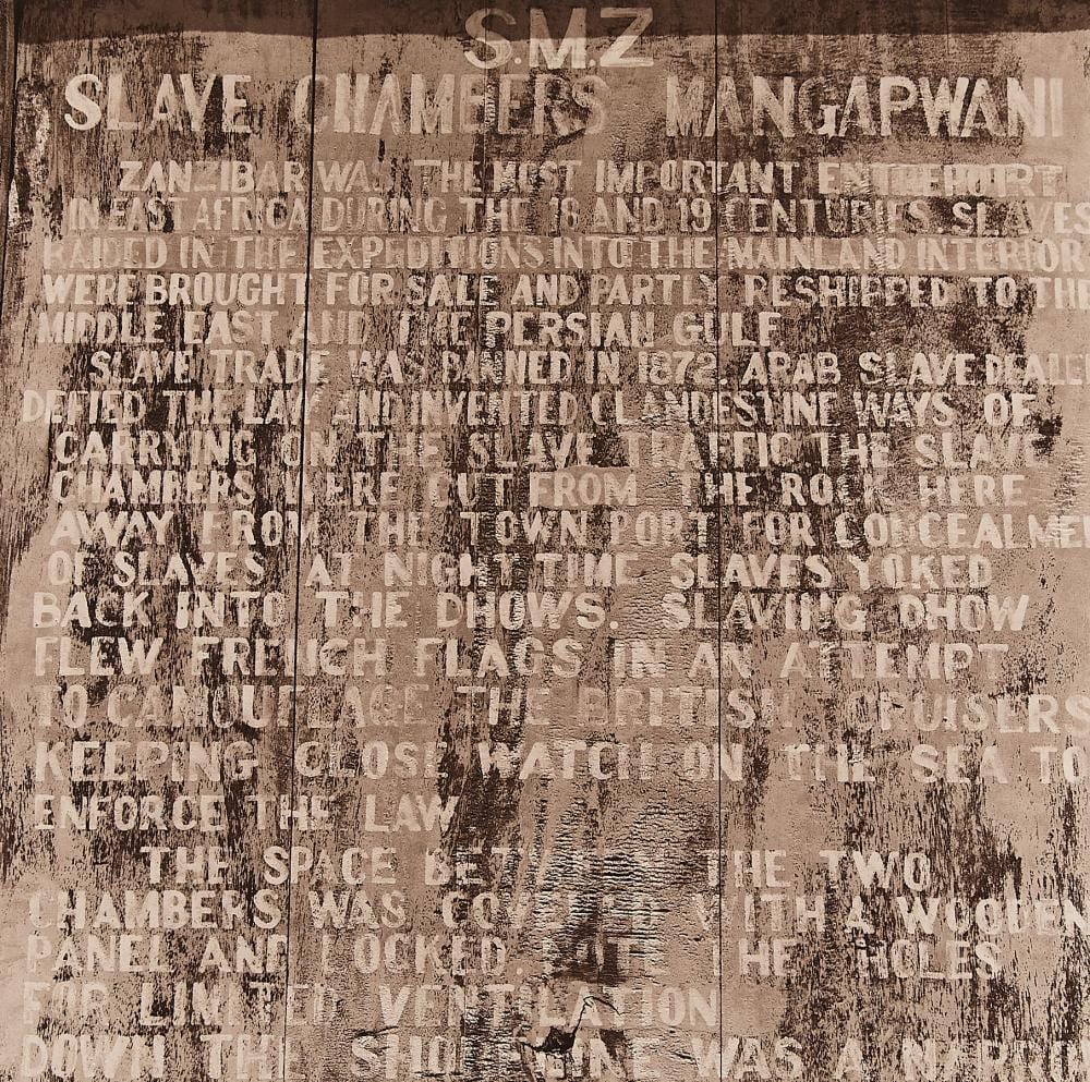 Lynn Davis comparable auction result: lynn davis slave chambers photo 1999
