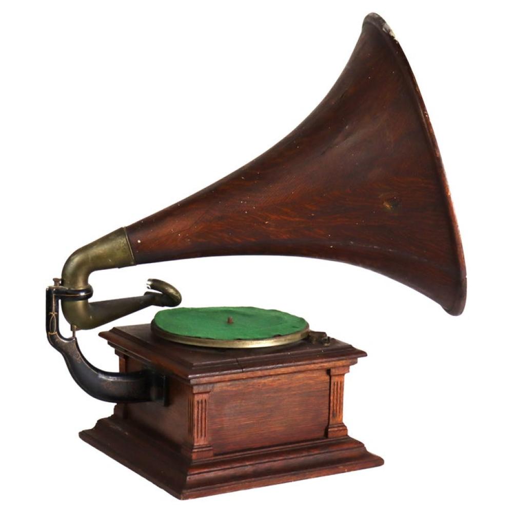 Antique Victor Victrola #3 Oak Talking Machine Phonograph with Oak Horn c1920 sold by Winfield Auction Gallery, lot 2020 — auction record photograph