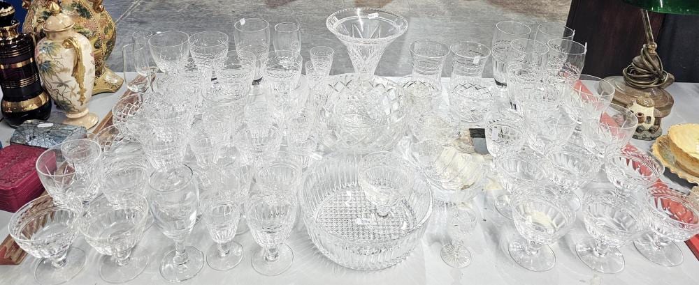 A. Stewart comparable auction result: a large collection of various crystal and glassware including stewart examples