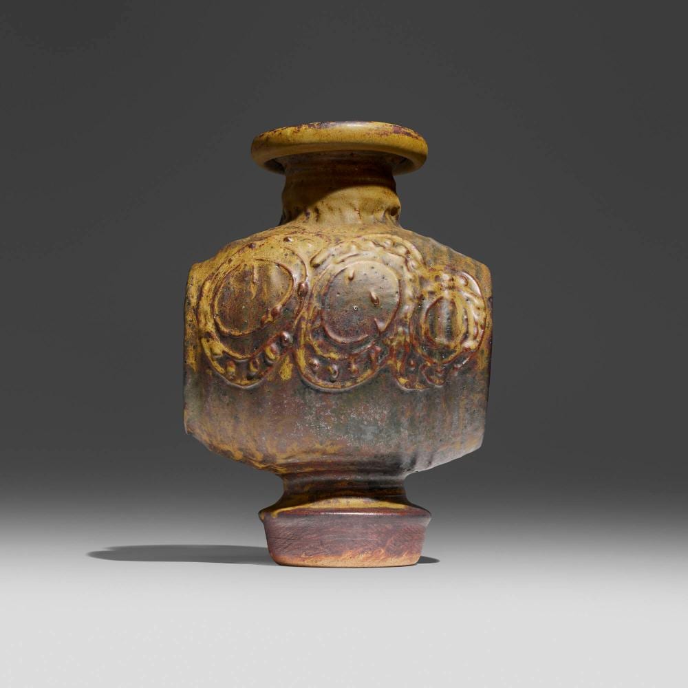 Peter Voulkos comparable auction result: peter voulkos early vase