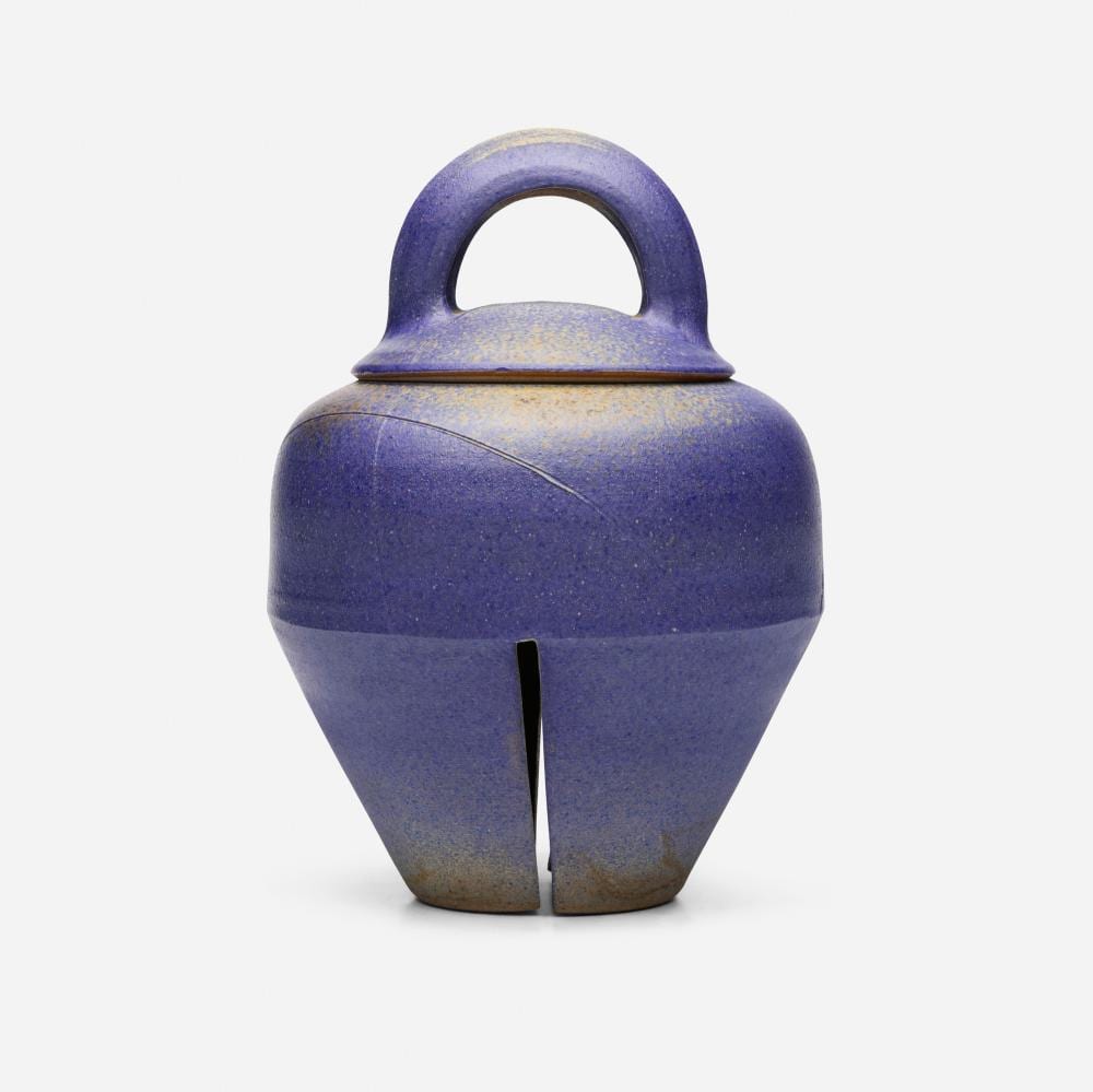 Karen Karnes comparable auction result: karen karnes bell form jar