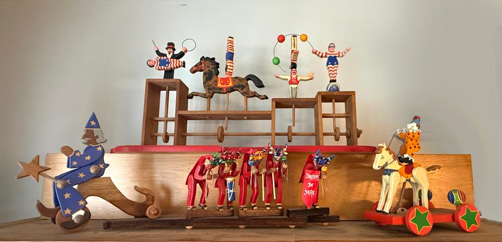 CARVAJAL HAND-CARVED PAINTED WOODEN FOLK ART TOYS sold by Burchard Galleries Inc, lot 1183 — auction record photograph