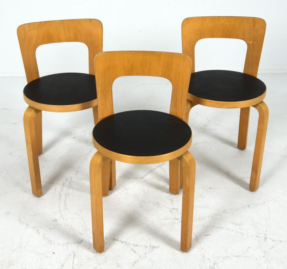Aino Aalto comparable auction result: 3 alvar aino aalto n66 dining chairs