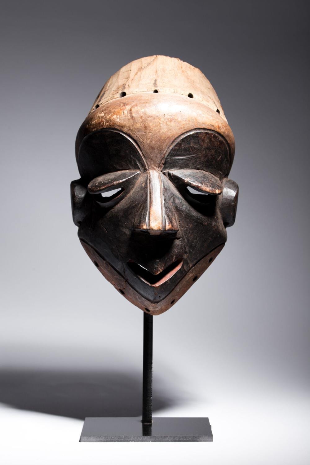 Eugène Louis Le Mouel comparable auction result: masque culture wongo r publique d mocratique du congo congo occidental