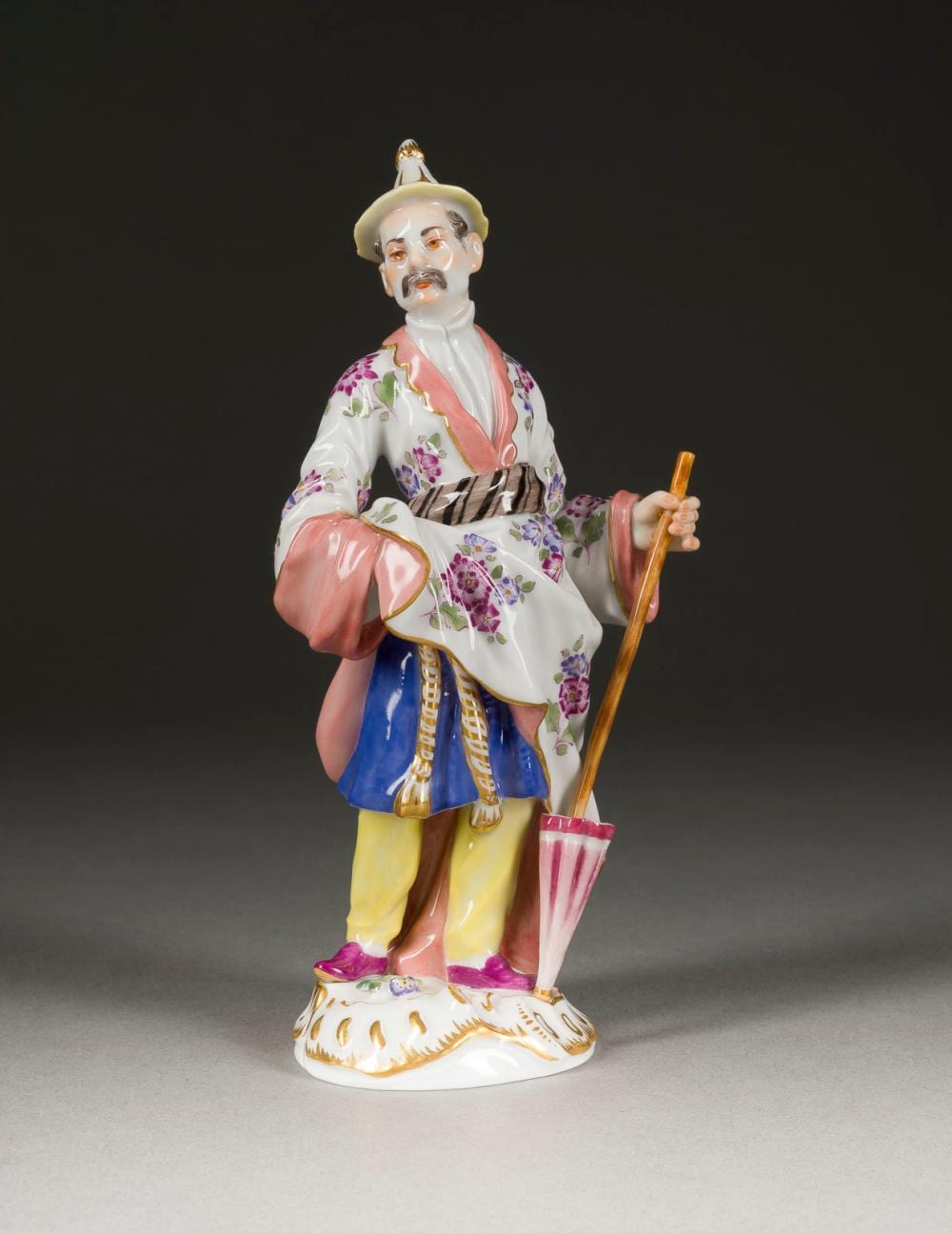 Johann Joachim Kändler comparable auction result: johann joachim kaendler japaner mit schirm