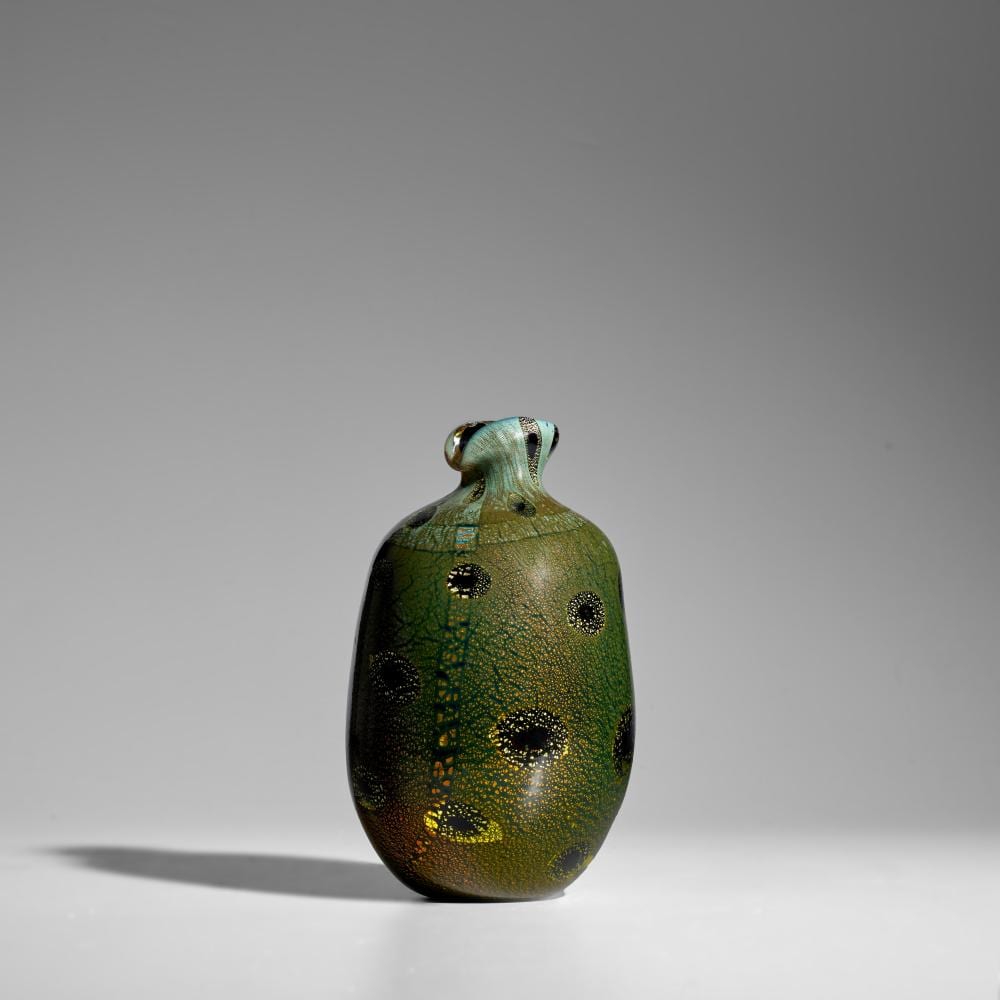 Giulio Radi comparable auction result: giulio radi 1895 1952 vasecirca 1955 60for a v e m hand blown glass decorated with murrines and gold foilheight 9 1 4in 23 5cm width 5 1 4in 13 5cm