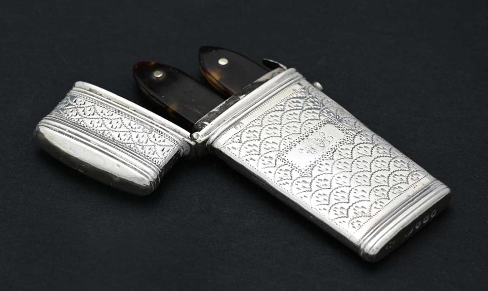 Diederick During comparable auction result: a victorian silver lancet case by georg