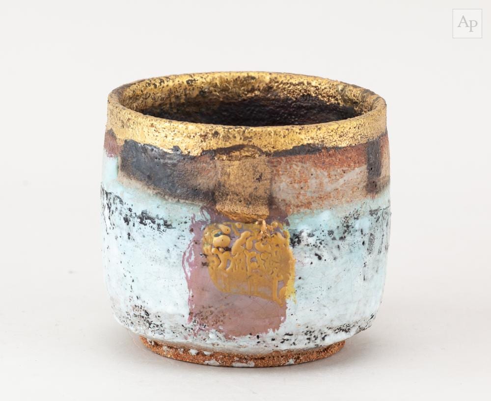 Robin Welch comparable auction result: robin welch born 1936 a stoneware tea bowl covered in white glaze with gold rim yellow enamel and gold lustre decoration impressed rw mark height 9cm