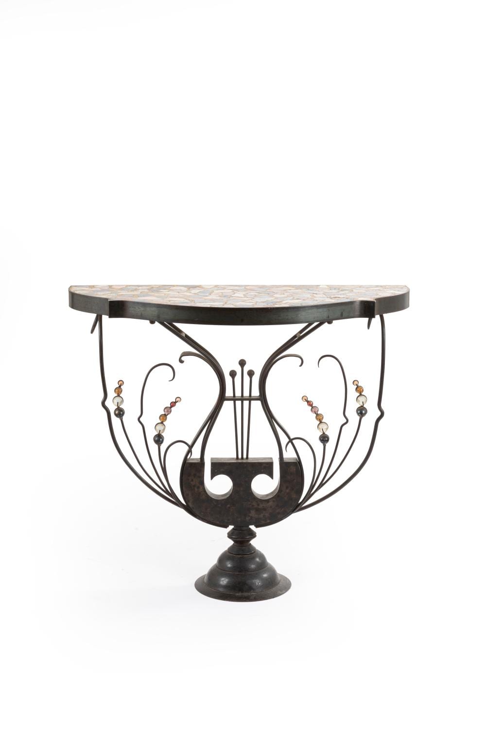marc brazier jones n en 1956 console mod le lyre plateau de forme demi lune en c ramique pi tement en m tal laqu noir · Gros-Delettrez · 2026-03-24 Marc Brazier Jones comparable auction result: marc brazier jones n en 1956 console mod le lyre plateau de forme demi lune en c ramique pi tement en m tal laqu noir