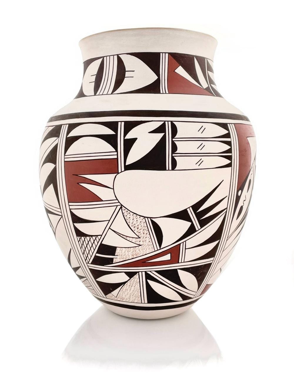 Joy Navasie comparable auction result: joy navasie frog woman hopi tewa pottery jar
